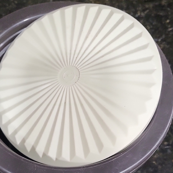 Vintage TUPPERWARE Brown Insulated Ice Bucket - Picture 4 of 6